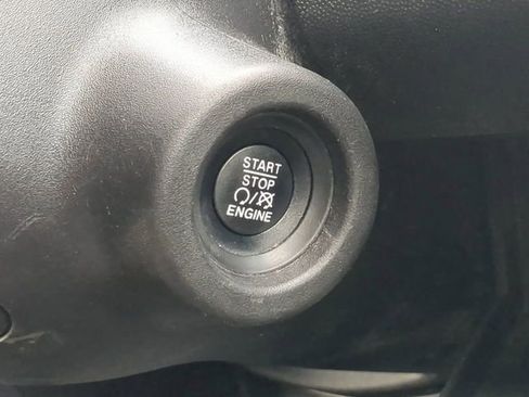 Used 2023 RAM ProMaster 2500 FWD image 31