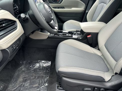 New 2026 Subaru Forester Premium AWD/4WD image 15