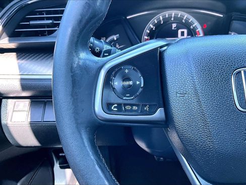 Used 2017 Honda Civic Sport image 19