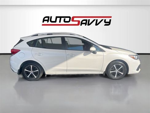 Used 2022 Subaru Impreza 2.0i Premium image 8