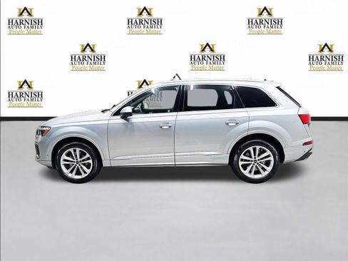 Used 2025 Audi Q7 3.0T Premium Plus AWD/4WD image 8