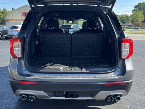 Used 2021 Ford Explorer Platinum w/ Equipment Group 601A AWD/4WD image 22
