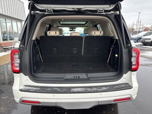 Used 2022 Ford Expedition Platinum image 18