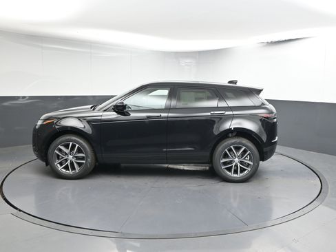 New 2026 Land Rover Range Rover Evoque S image 2