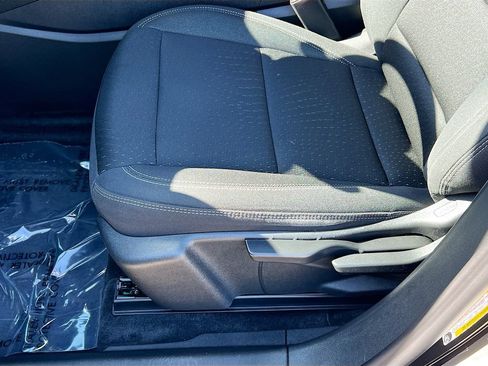 Used 2025 Chevrolet Blazer EV LT FWD image 19
