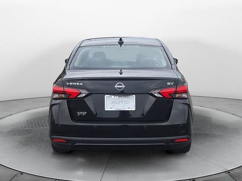 Used 2023 Nissan Versa SV FWD image 4