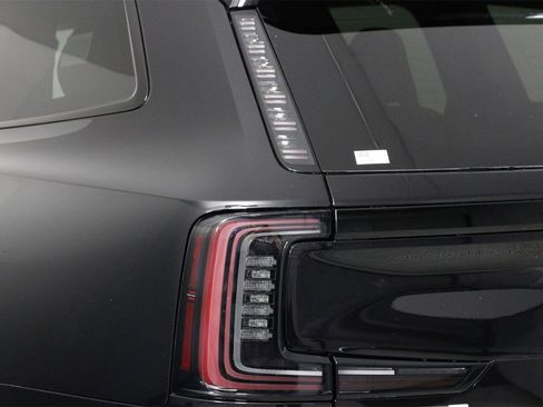 New 2025 Volvo EX90 Plus w/ Protection Package Premier image 14