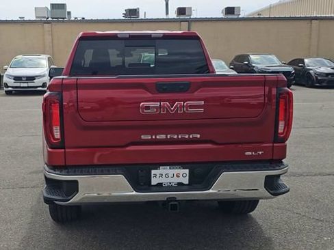 New 2026 GMC Sierra 1500 SLT w/ SLT Premium Package AWD/4WD image 8