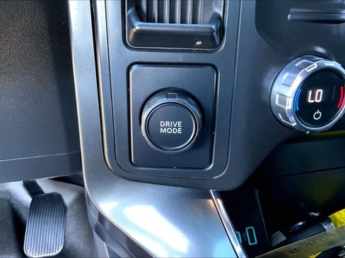 Used 2021 Ford F150 XLT w/ Equipment Group 302A High RWD image 30