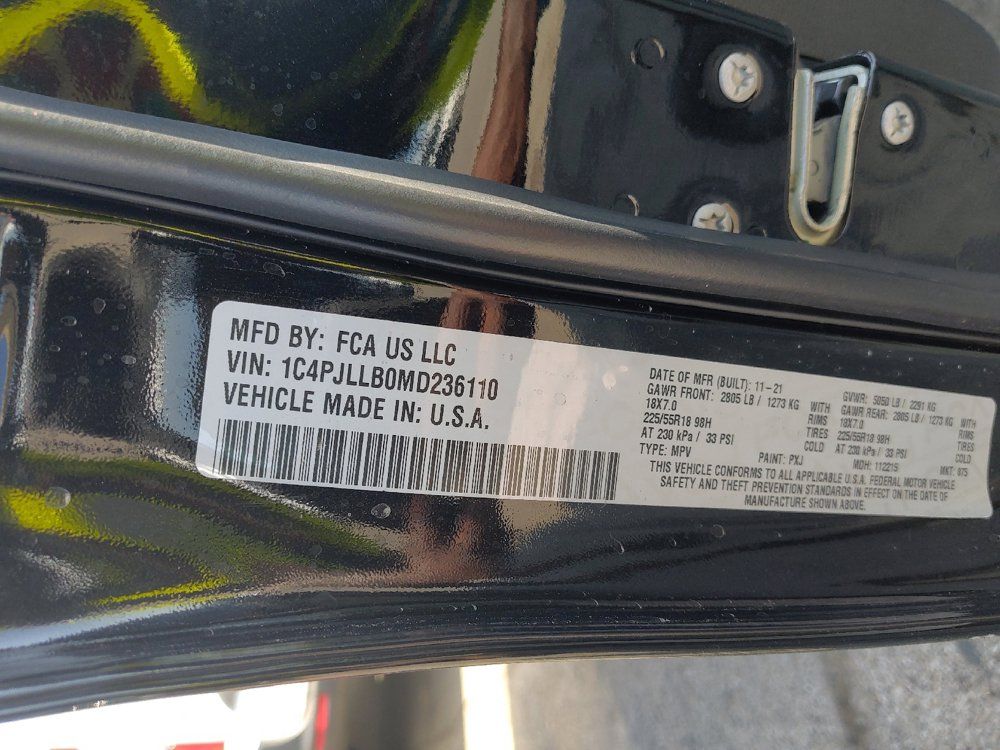 Used 2021 Jeep Cherokee Latitude Plus FWD image 33