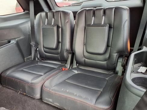 Used 2019 Ford Explorer Sport AWD/4WD image 13