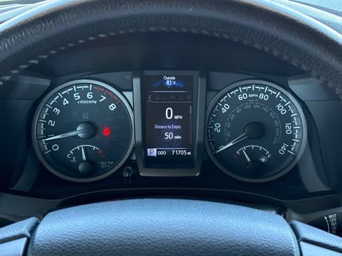 Used 2020 Toyota Tacoma TRD Sport w/ TRD Premium Sport Package AWD/4WD image 36