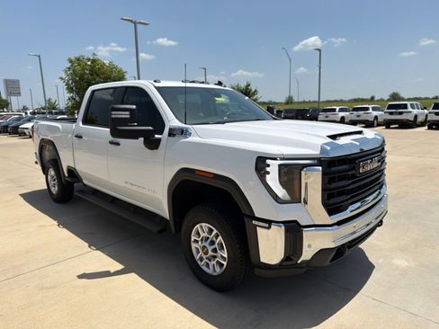 Used 2026 GMC Sierra 2500 Pro w/ 1SA Pro Safety Plus Package AWD/4WD image 7