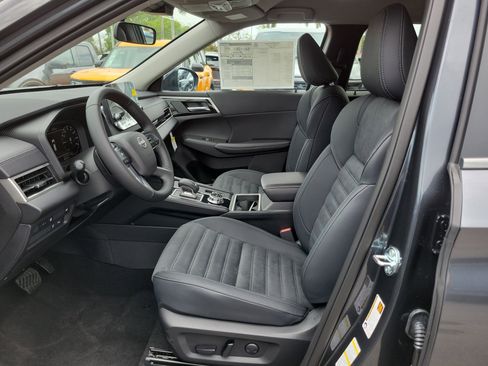 New 2026 Nissan Rogue SL AWD/4WD image 10