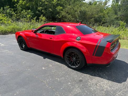 Used 2022 Dodge Challenger R/T Scat Pack RWD image 5