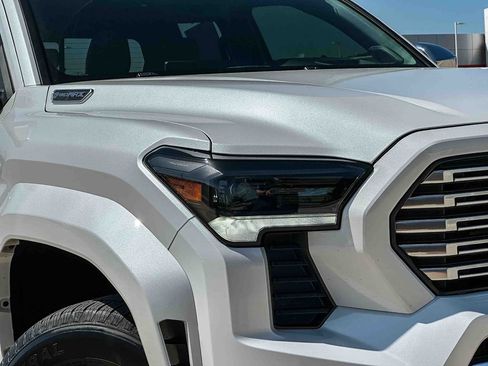 Used 2024 Toyota Tacoma Limited AWD/4WD image 10
