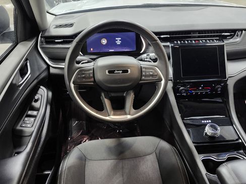 Used 2023 Jeep Grand Cherokee L Laredo w/ Luxury Tech Group I image 27