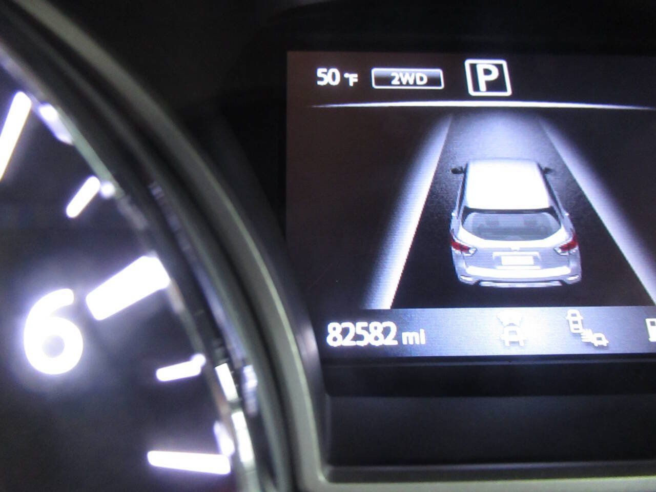 Used 2020 Nissan Pathfinder SV AWD/4WD image 24