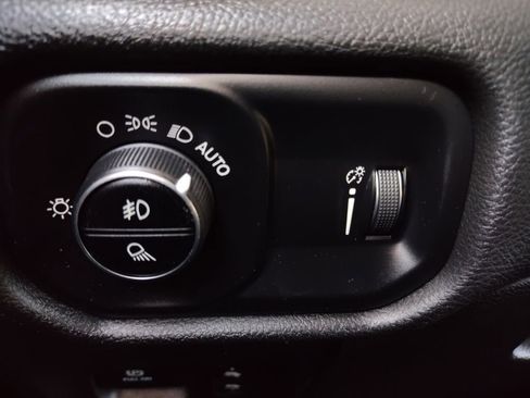 Used 2023 RAM 1500 Lone Star image 13