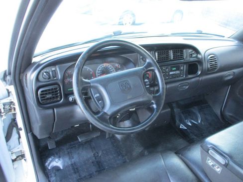 Used 2000 Dodge Ram 2500 Truck 2WD Regular Cab image 19