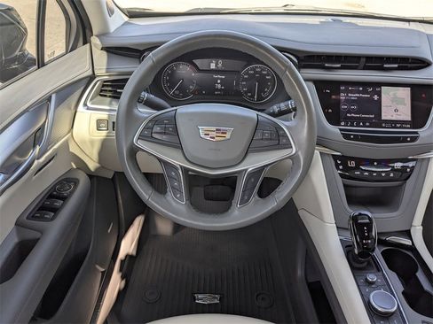 Certified 2024 Cadillac XT5 Premium Luxury image 17