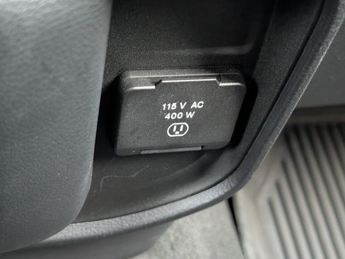 Used 2023 RAM 1500 Laramie AWD/4WD image 28