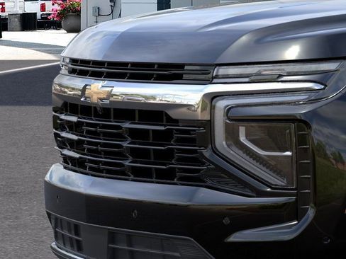 New 2026 Chevrolet Suburban LS w/ LS Custom Edition RWD image 13