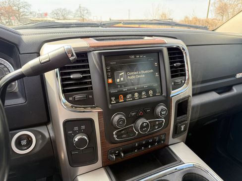 Used 2017 RAM 2500 Laramie image 13