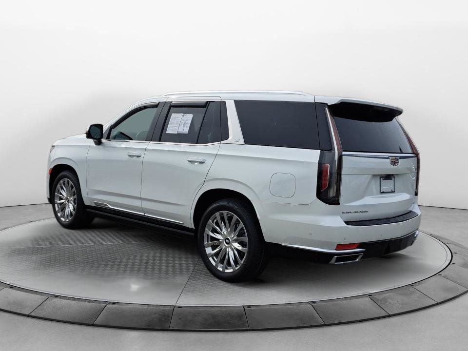 Certified 2022 Cadillac Escalade Premium Luxury w/ Performance Package AWD/4WD image 5