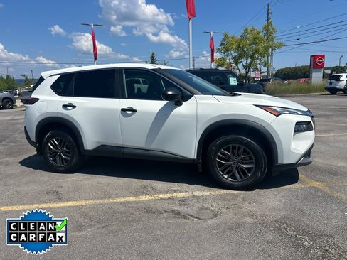 Used 2023 Nissan Rogue S FWD image 2