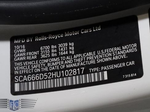 Used 2017 Rolls-Royce Dawn RWD image 46