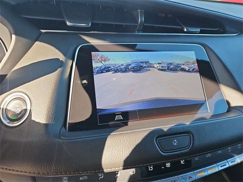 Used 2023 Cadillac XT4 Premium Luxury image 14