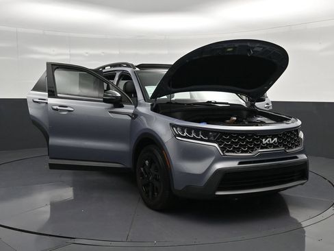 Used 2023 Kia Sorento S w/ Panoramic Sunroof Package AWD/4WD image 32