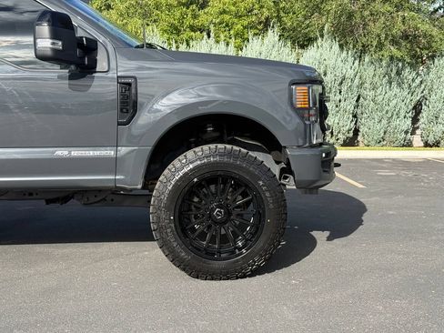 Used 2021 Ford F350 Lariat AWD/4WD image 6