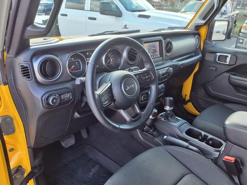 Used 2021 Jeep Wrangler Sport S image 10