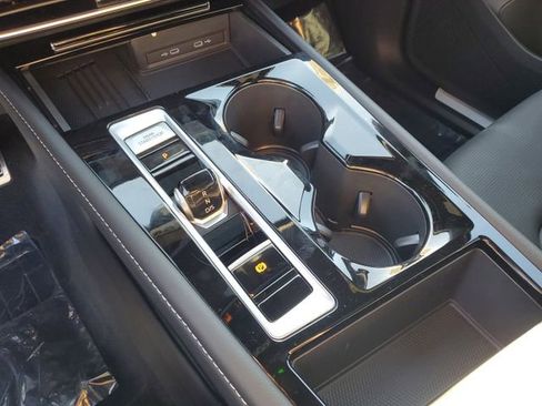 New 2026 Volkswagen Atlas Cross Sport SEL Premium R-Line image 30