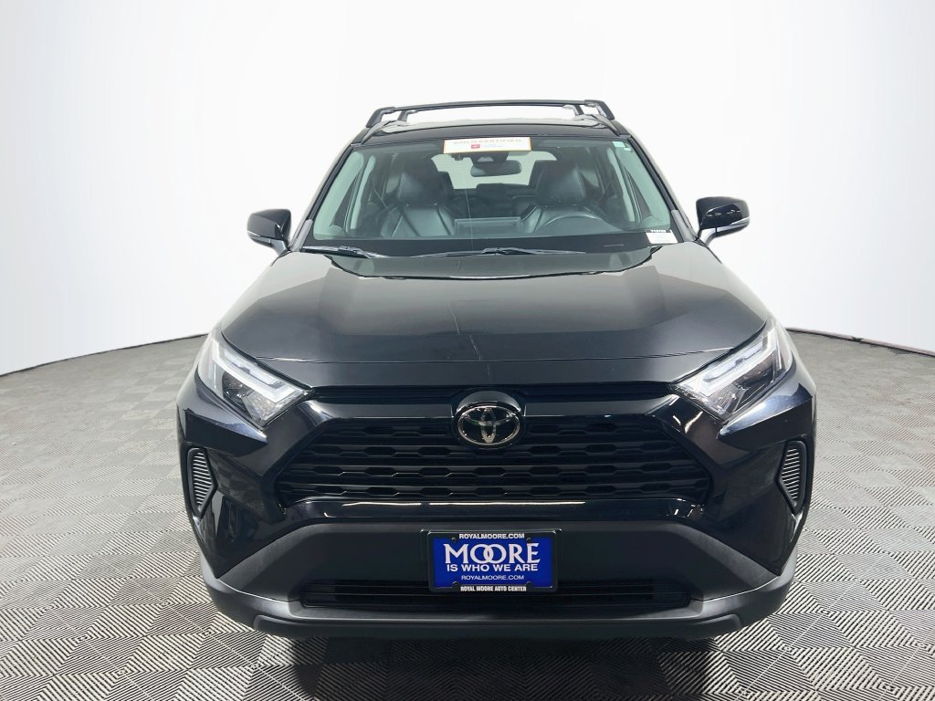 Certified 2022 Toyota RAV4 XLE w/ XLE Grade Weather Package AWD/4WD image 2