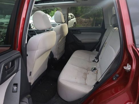 Used 2017 Subaru Forester 2.5i Premium w/ All-Weather Package AWD/4WD image 21