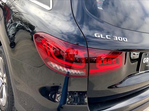 Used 2022 Mercedes-Benz GLC 300 4MATIC image 27