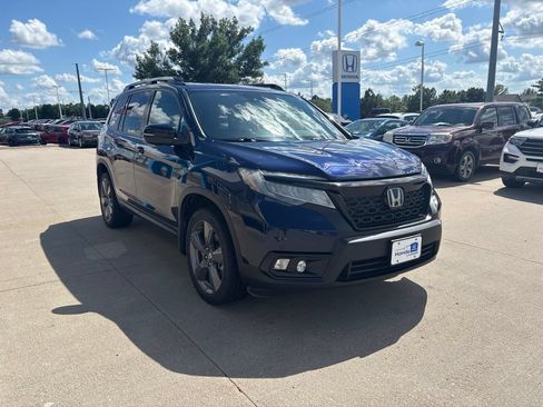 Certified 2020 Honda Passport Touring image 3
