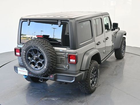Used 2023 Jeep Wrangler Unlimited w/ Cold Weather Group AWD/4WD image 21