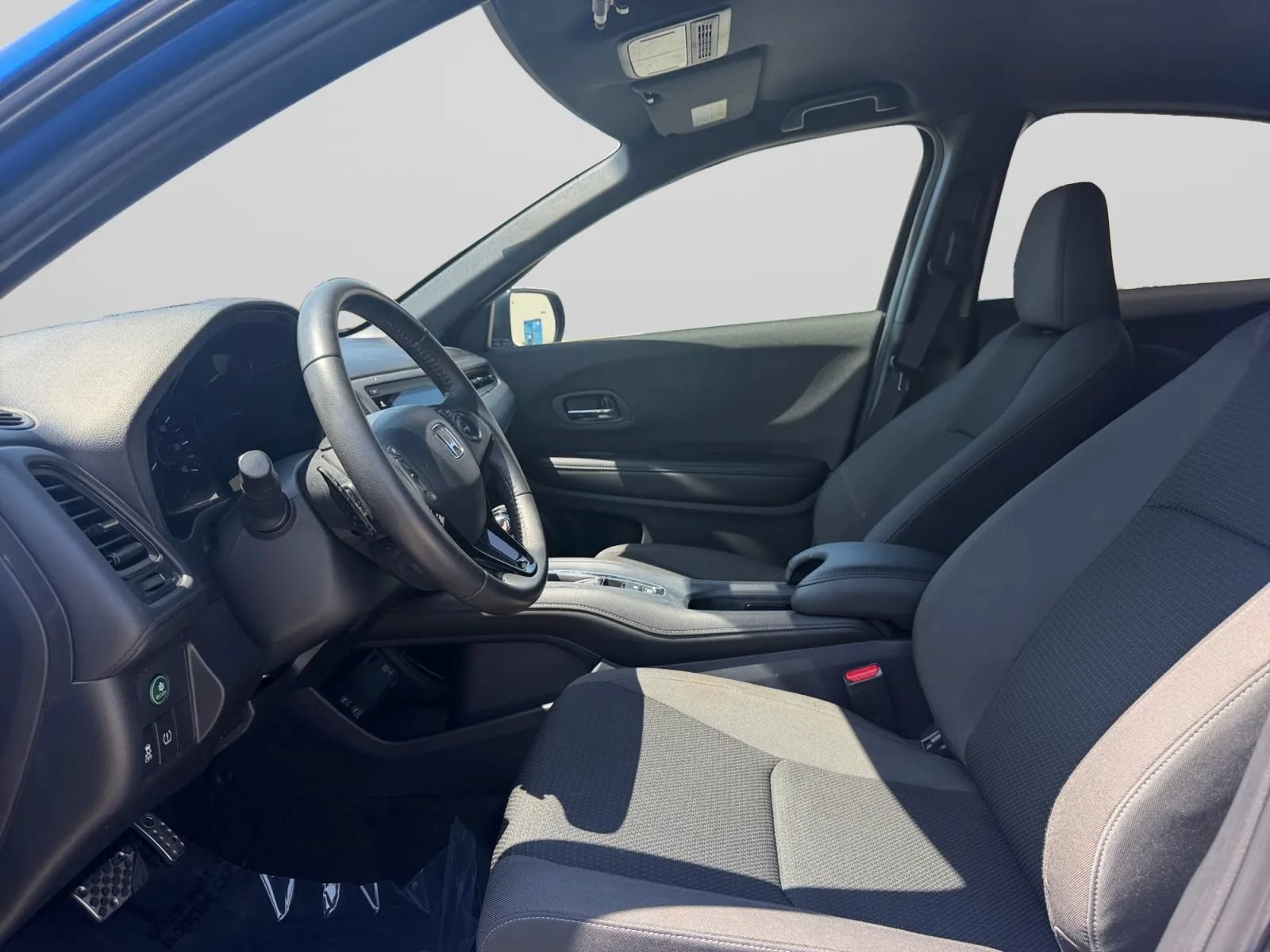 Used 2021 Honda HR-V Sport image 16