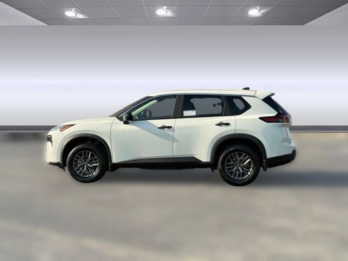 New 2026 Nissan Rogue S image 2