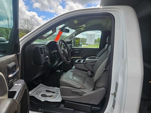 Used 2018 Chevrolet Silverado 3500 W/T w/ WT Convenience Package AWD/4WD image 15