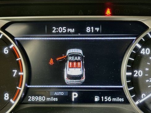 Used 2023 Nissan Rogue S AWD/4WD image 19