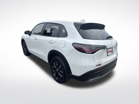 Certified 2024 Honda HR-V Sport image 3