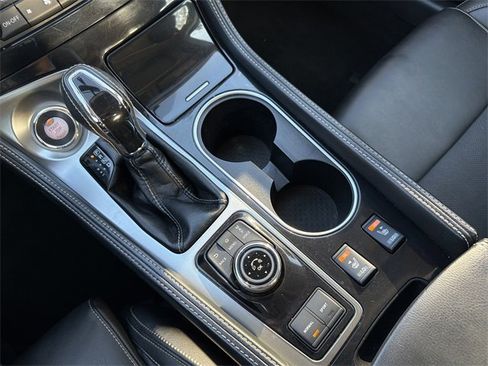 Used 2017 Nissan Maxima 3.5 SL image 19