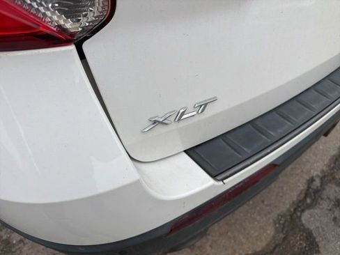 Used 2021 Ford Explorer XLT w/ Equipment Group 202A AWD/4WD image 9