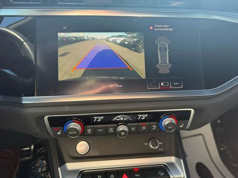 Used 2020 Audi Q3 2.0T Premium w/ Convenience Package image 18