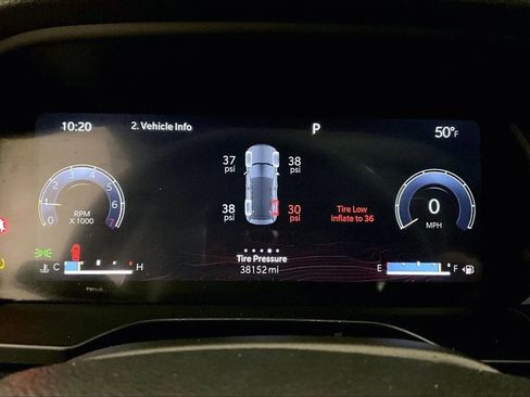 Used 2023 Jeep Grand Cherokee Laredo image 19